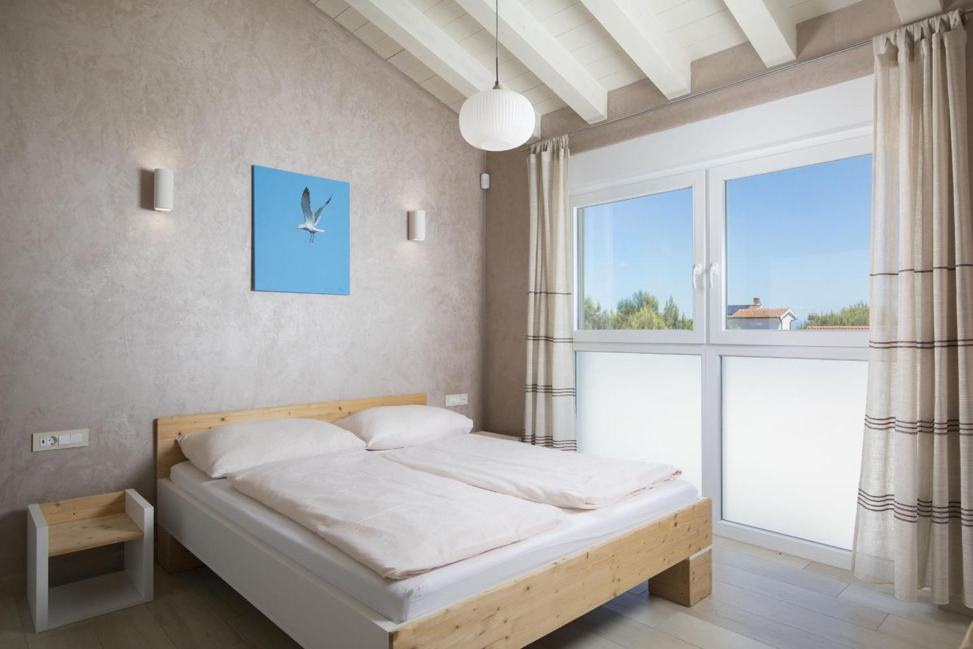 Villa Olivia - New And Modern House With Pool, Souna, Jacuzzi & Playground, Liznjan - Istra Buitenkant foto