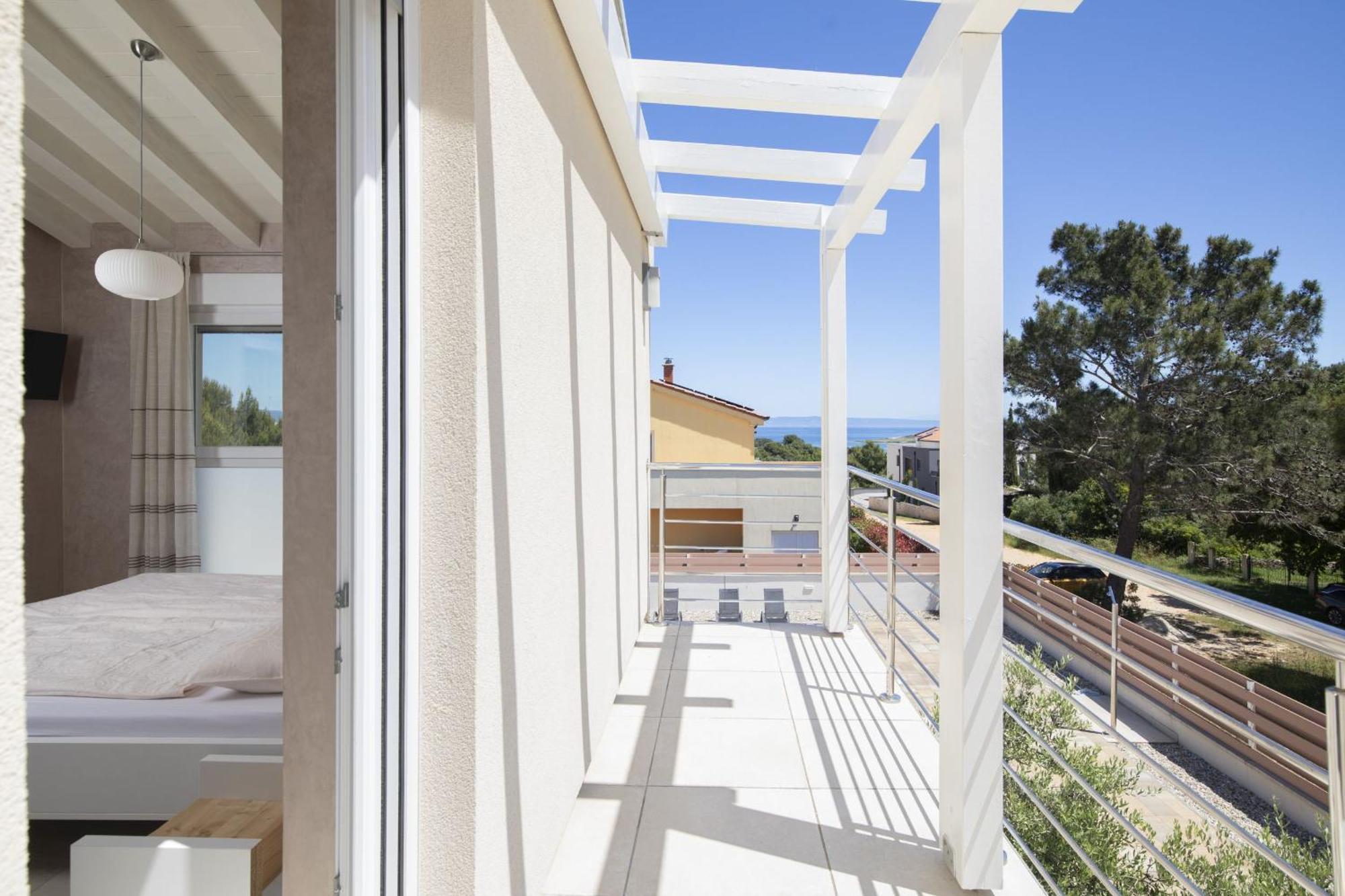 Villa Olivia - New And Modern House With Pool, Souna, Jacuzzi & Playground, Liznjan - Istra Buitenkant foto